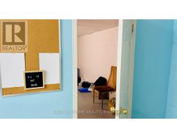 33 The Links Road, Toronto, ON M2P1T7 Photo 31