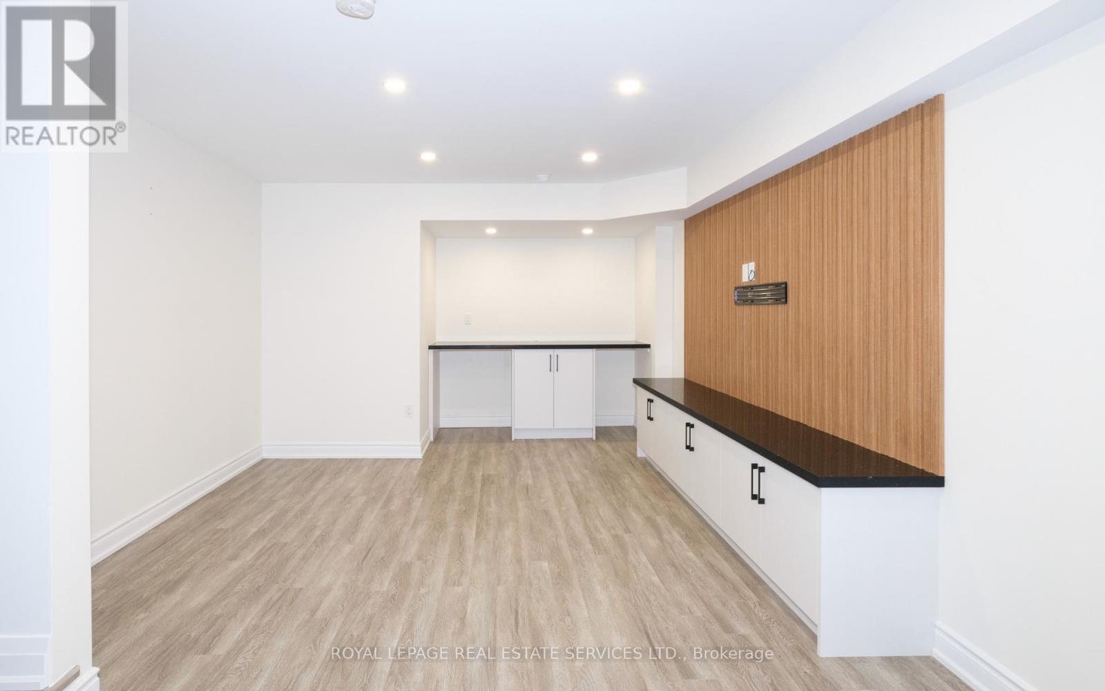 #2 169 JONES AVENUE - Image 34