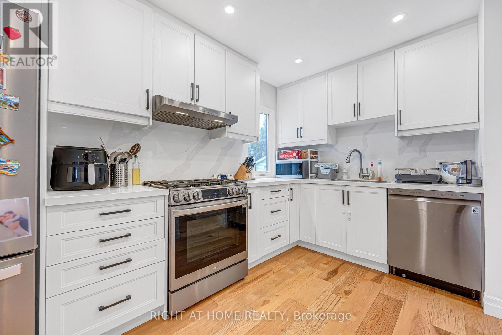 121 HEARST CIRCLE - 14