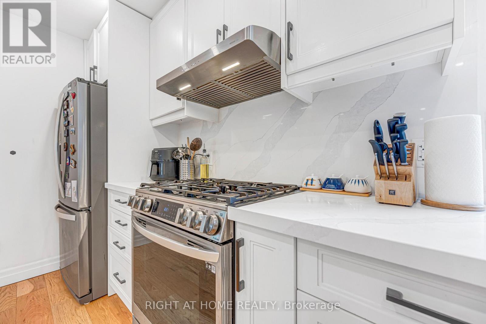 121 HEARST CIRCLE - 17