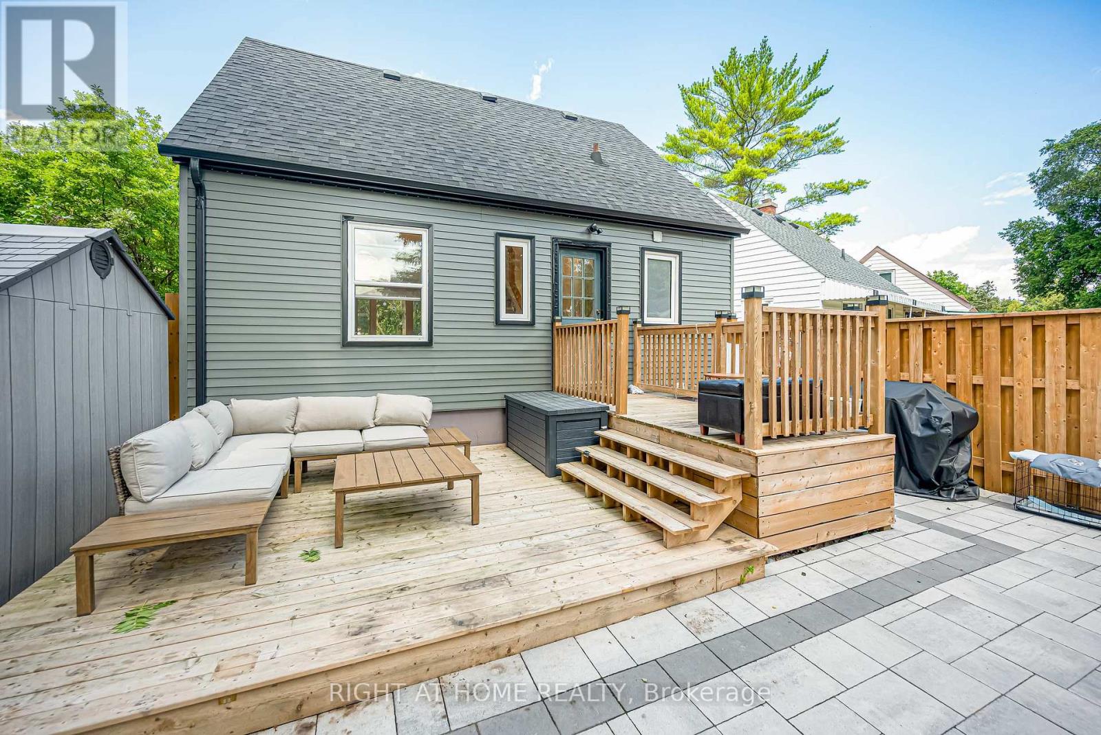 121 HEARST CIRCLE - Image 39