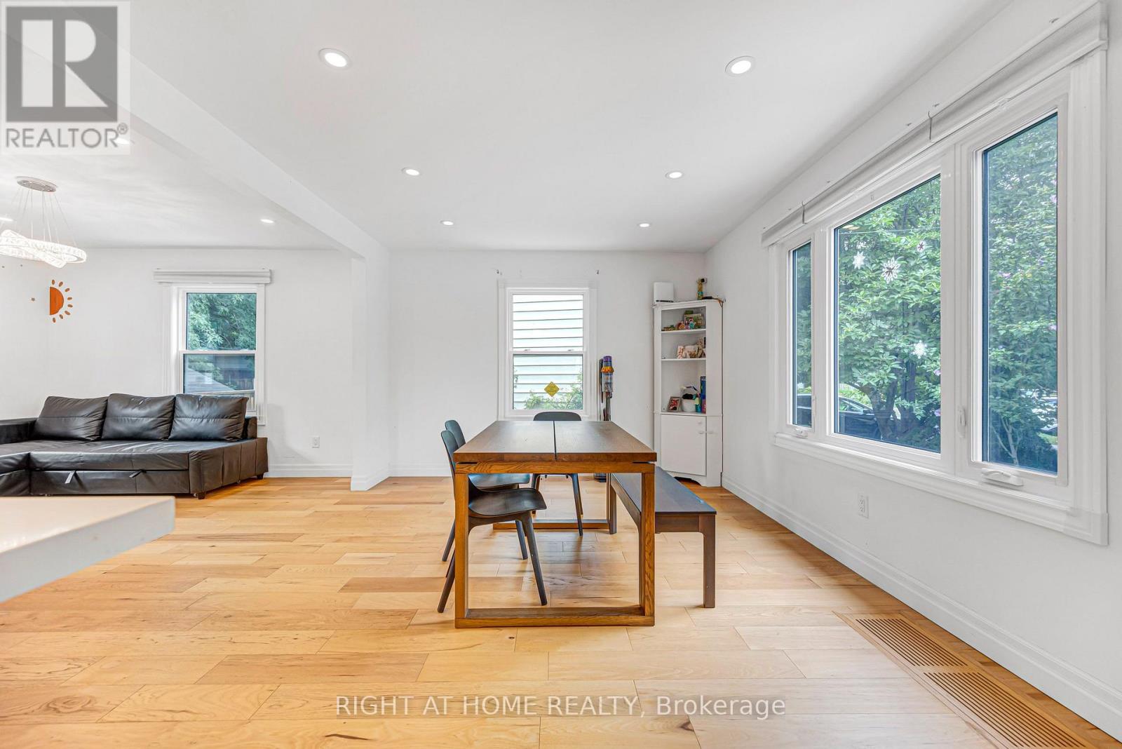 121 HEARST CIRCLE - 4