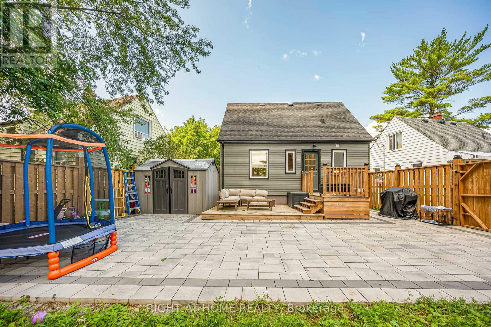 121 HEARST CIRCLE - 41