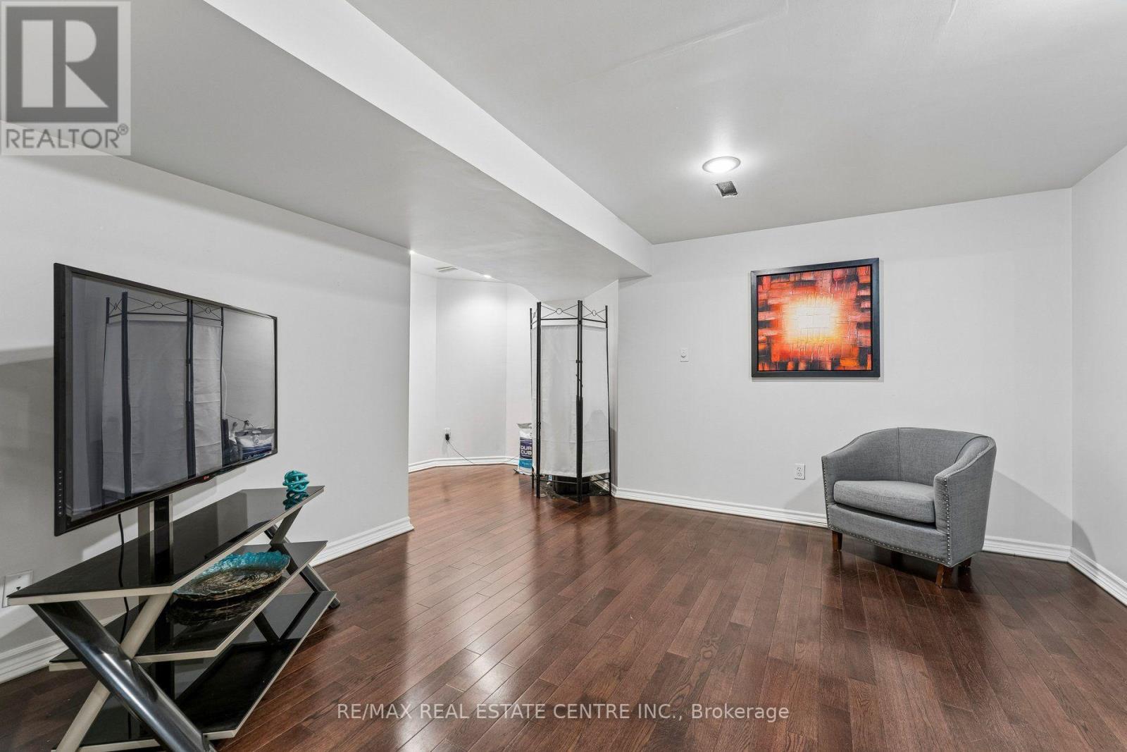 131 MONTGOMERY BOULEVARD - 24