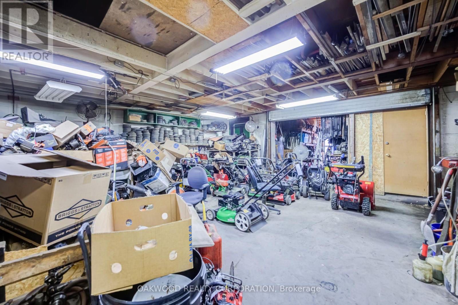 2449 ST CLAIR AVENUE W - Image 41