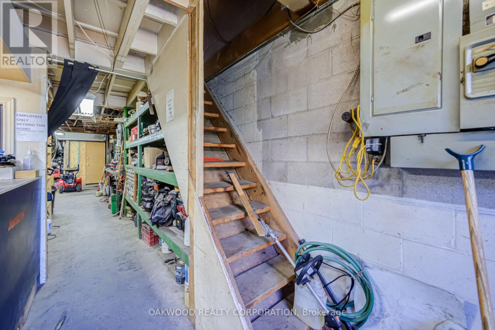 2449 ST CLAIR AVENUE W - 45