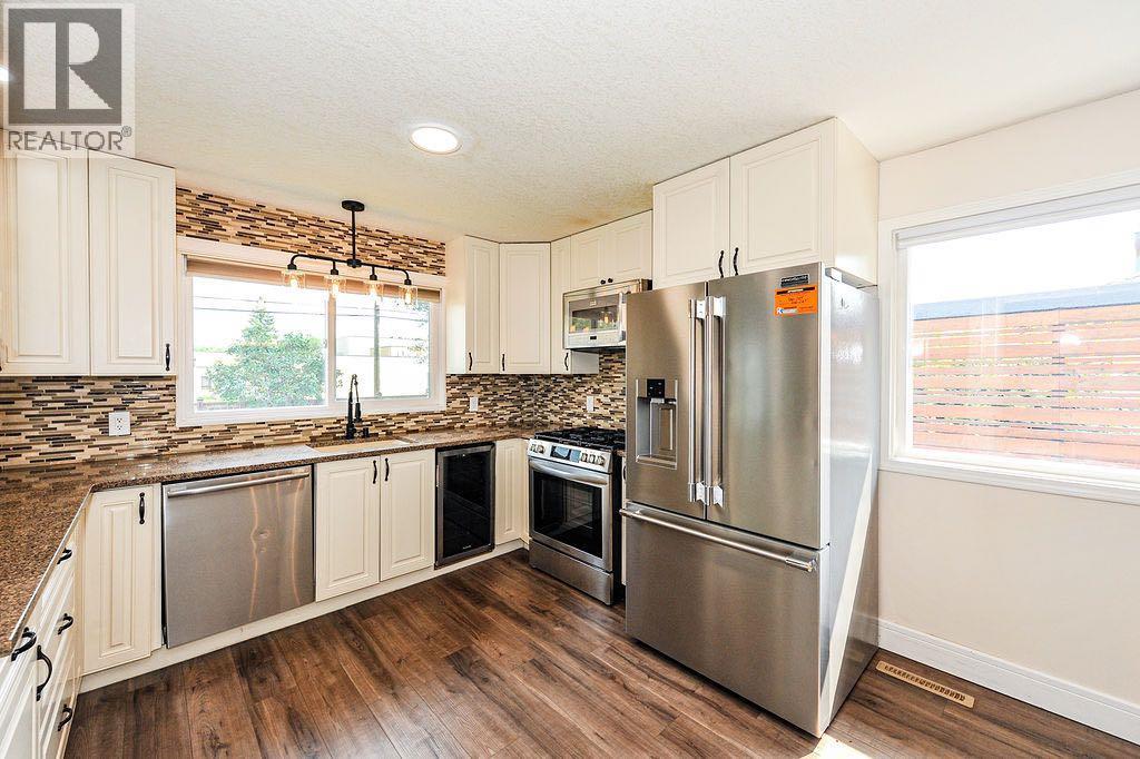 3 Montcalm Avenue - 11