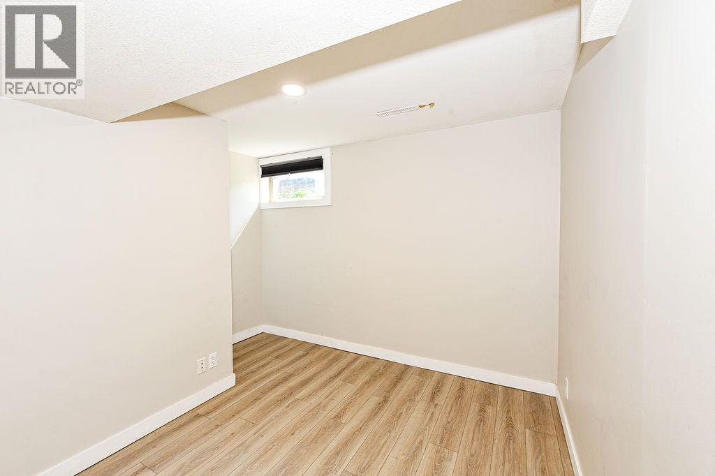 3 Montcalm Avenue - 31