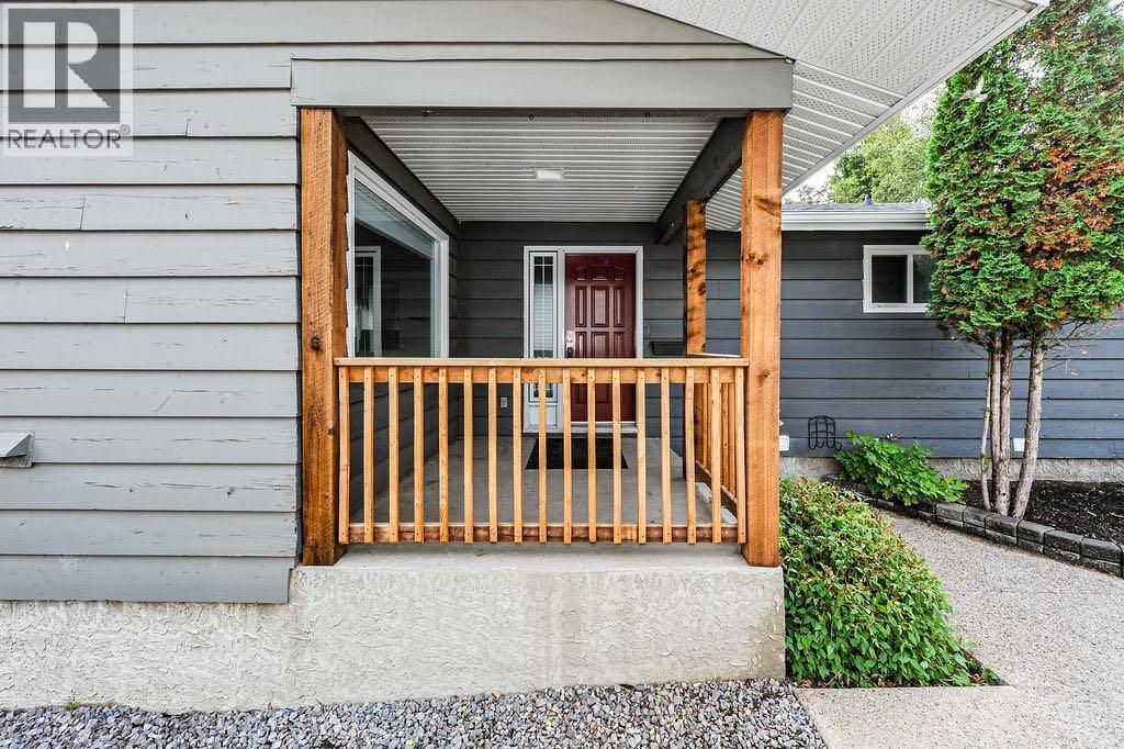 3 Montcalm Avenue - 40