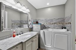 51055 Heatherdale Road, Lorette, MB R5K0V3 Photo 28