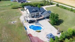 4pc Ensuite bath - 51055 Heatherdale Road, Lorette, MB R5K0V3 Photo 7