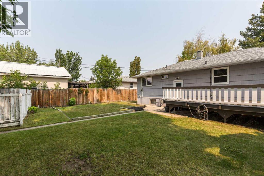 1124 28A Street S - 36