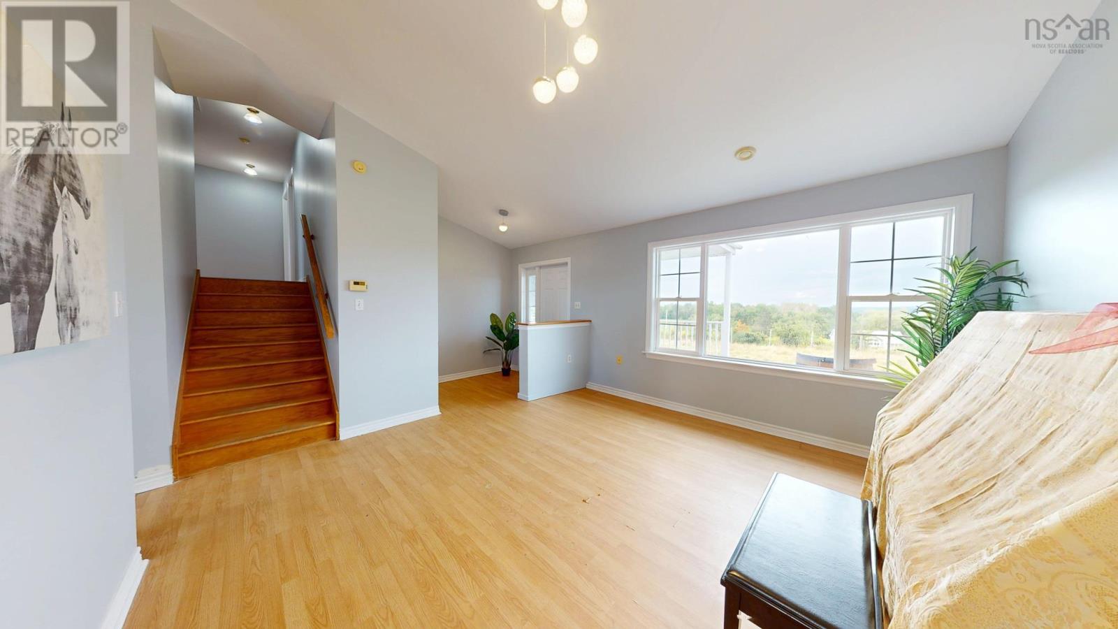 89 Basinview Road - 12