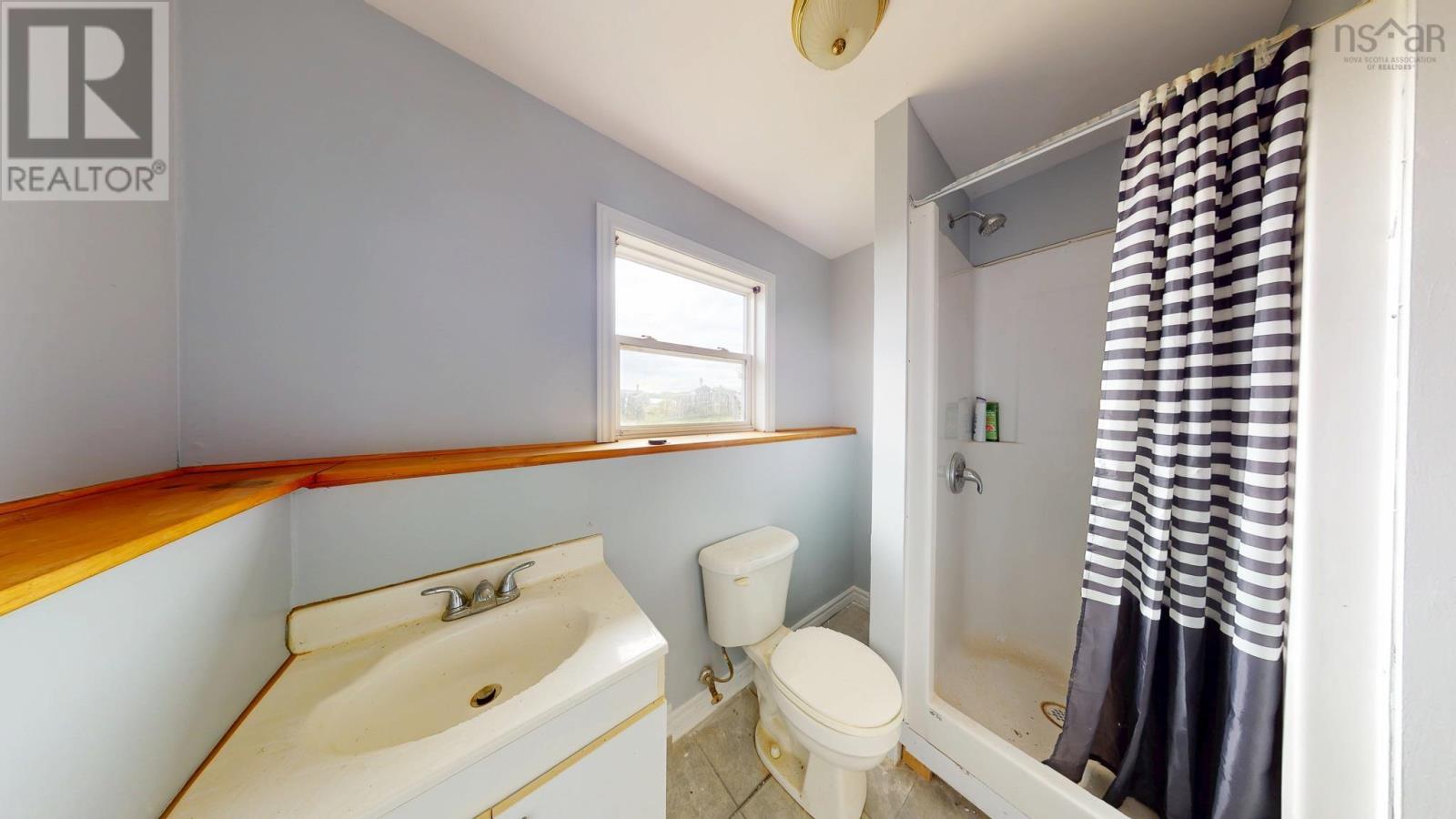 Property 40 of 43 of 89 Basinview Road