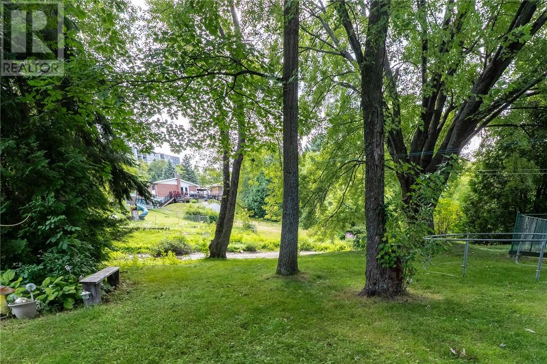 1364 Southview Drive - Image 13