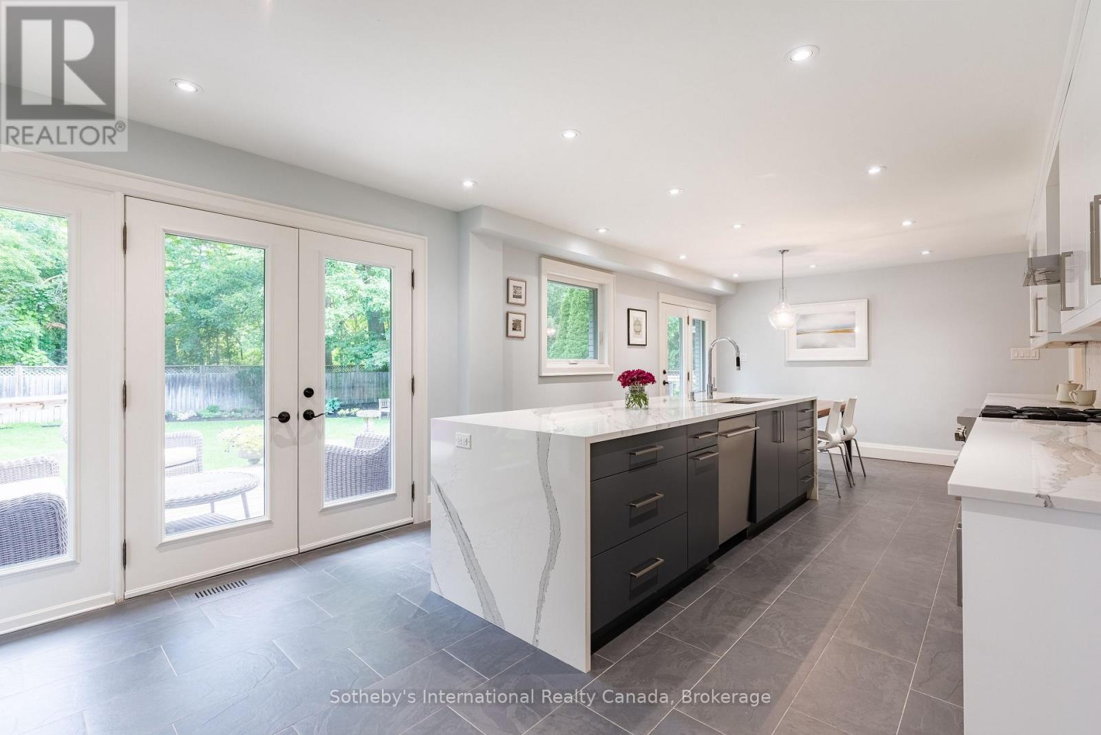 2267 CEDARBERRY COURT - 12