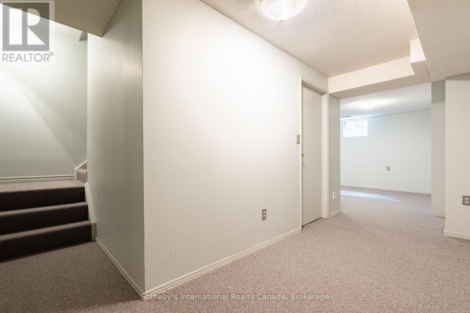 2267 CEDARBERRY COURT - 32