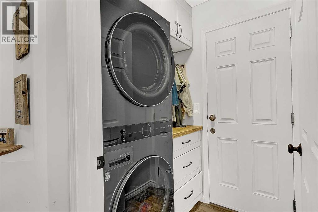 7102 90 Street - Image 8
