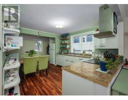 47 Airport Heights Drive thumbnail 17