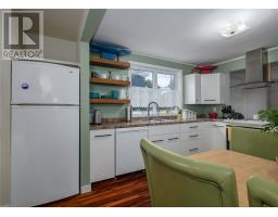 47 Airport Heights Drive thumbnail 20