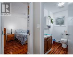 47 Airport Heights Drive thumbnail 22