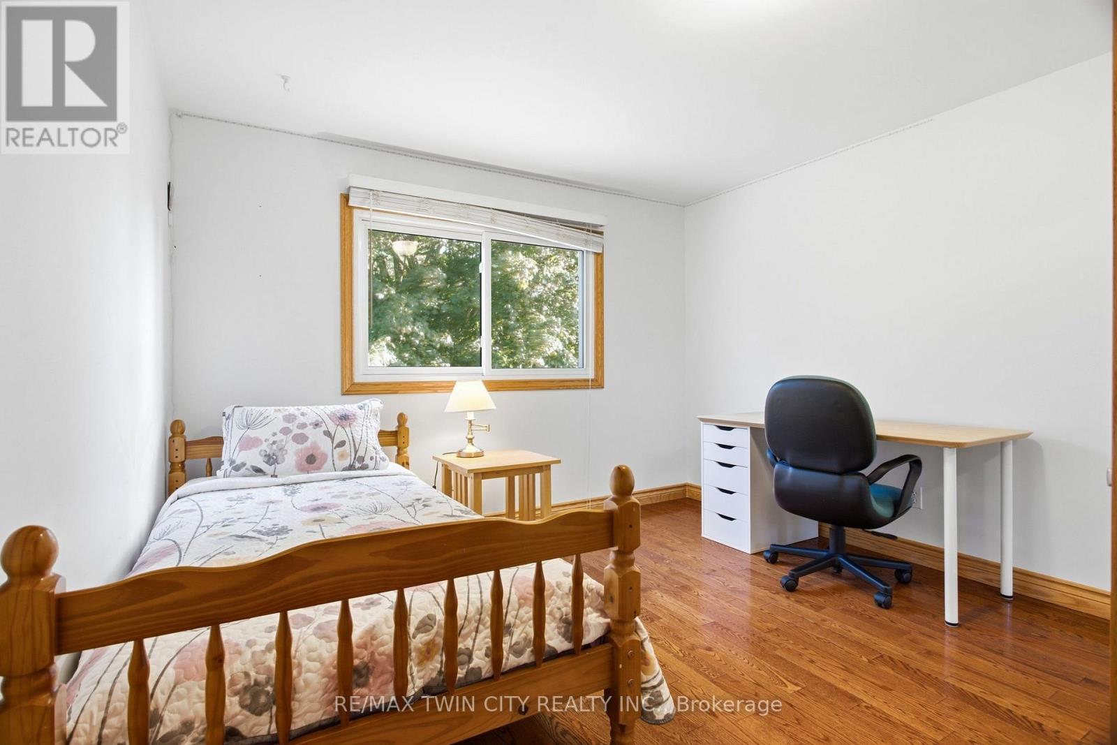 25 ALICE CRESCENT - Image 25