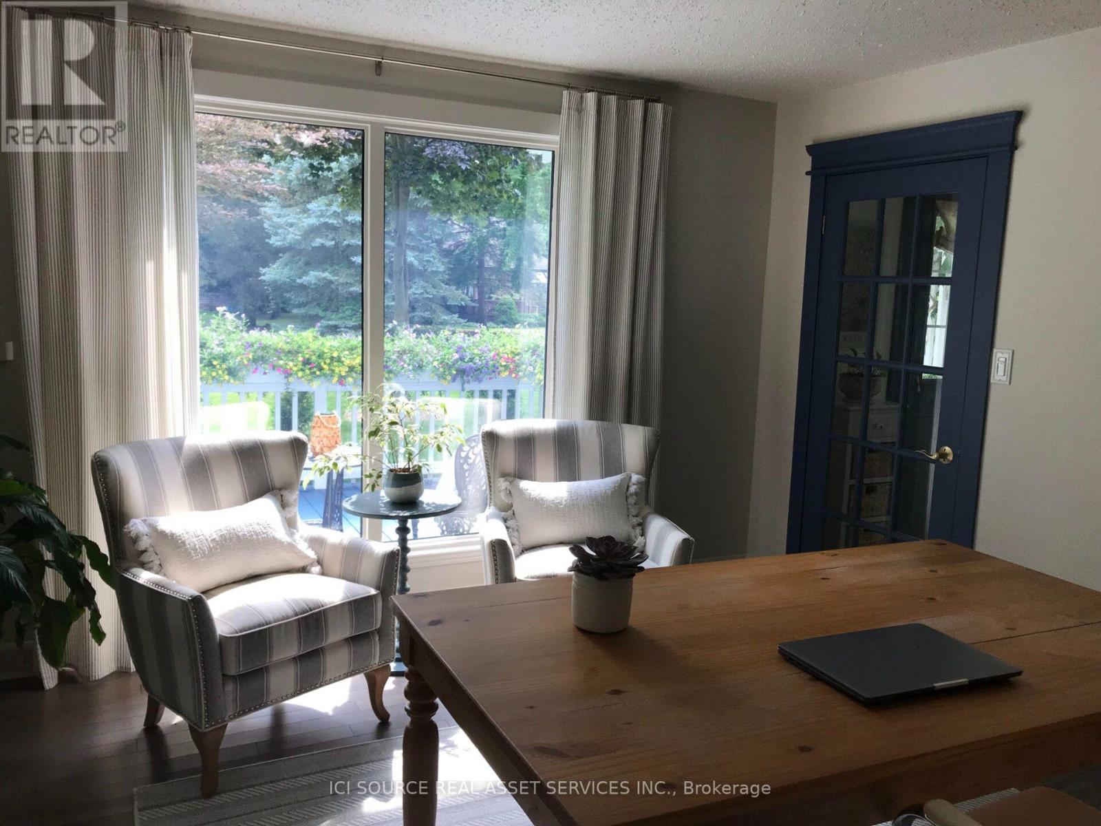 8768 PARK STREET - Image 13