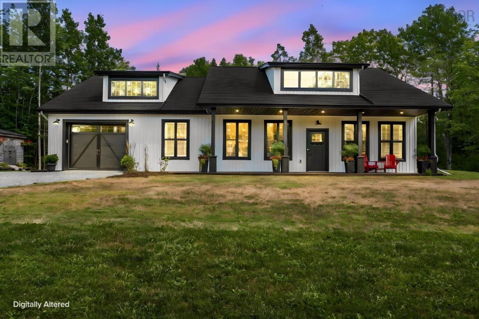 33 Rockcliffe Drive