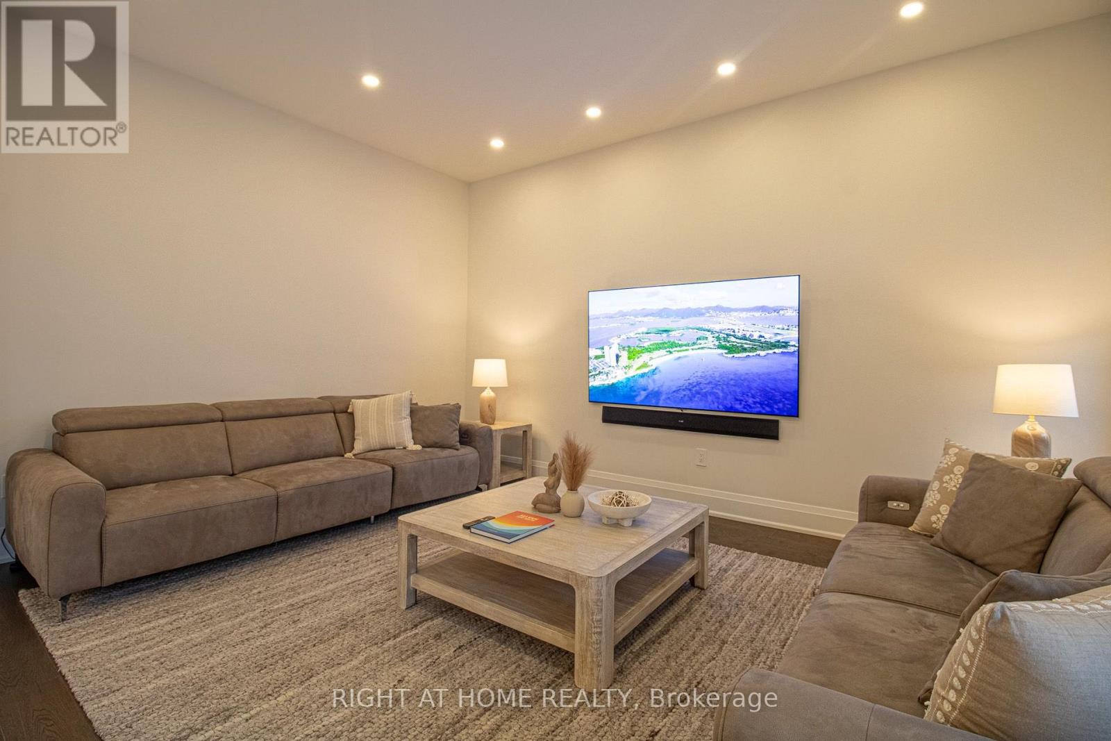 43 LONGWORTH AVENUE - 10