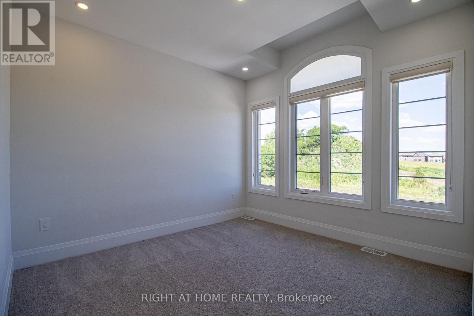 43 LONGWORTH AVENUE - Image 18