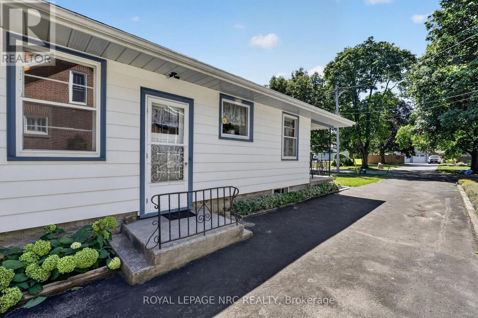 3832 HIGHLAND DRIVE - 14