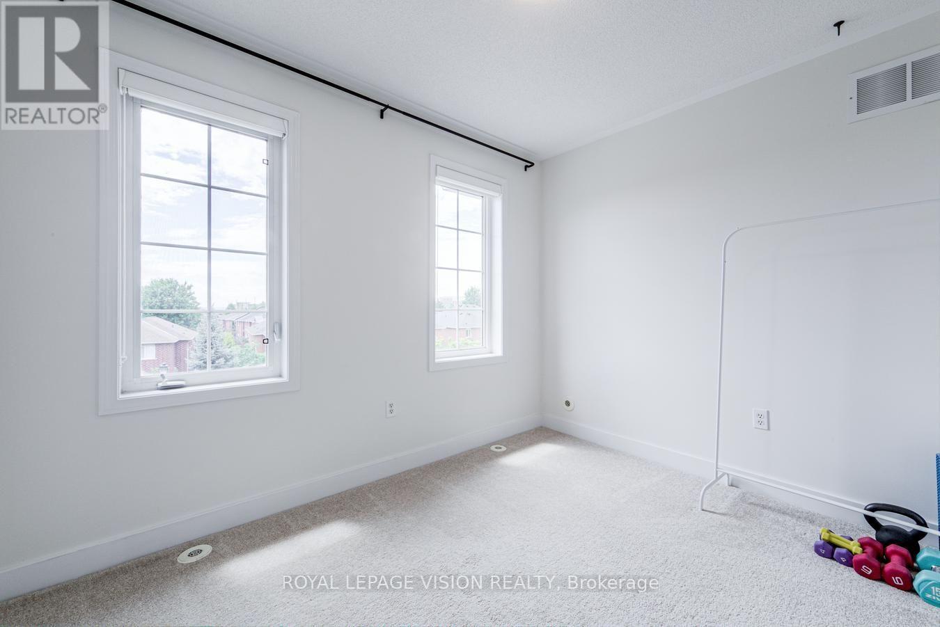 #40 2614 DASHWOOD DRIVE - 14