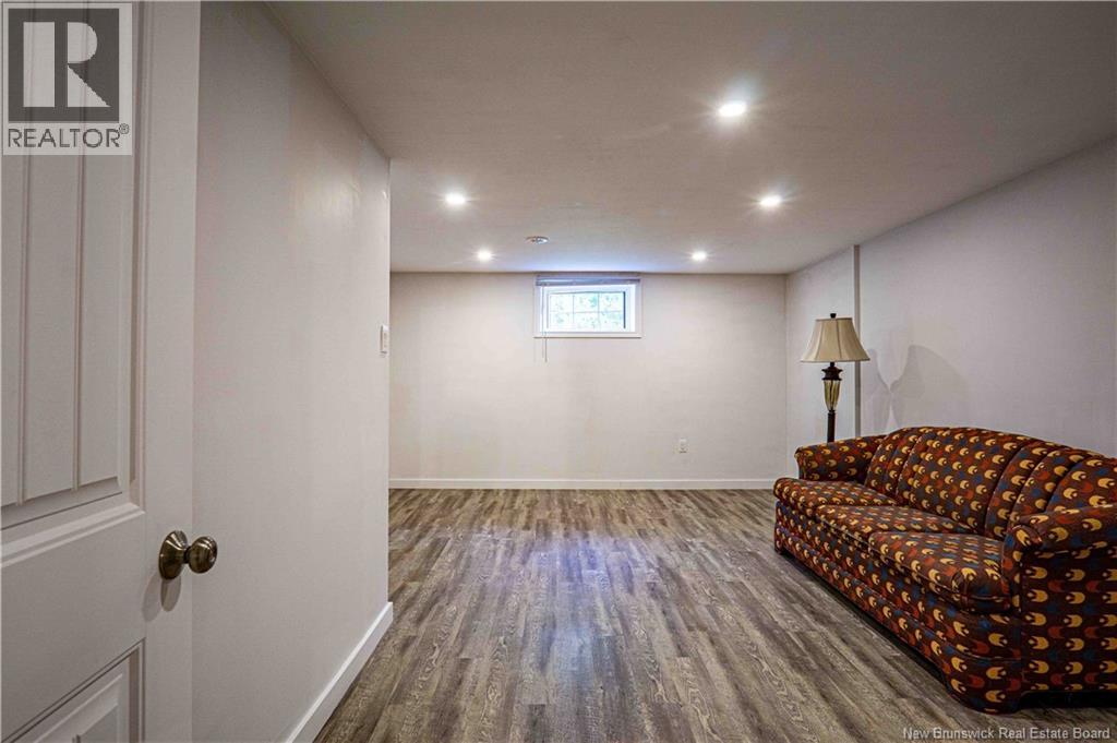 21 Camden Lane - Image 40