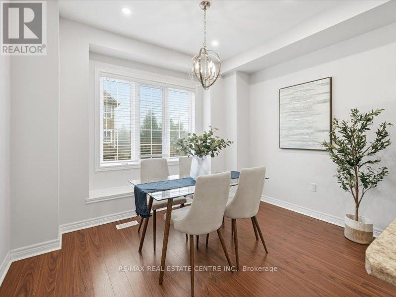 #9 122 DUNDAS STREET E - 19