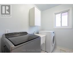 4 Whispering Pine Place, Barrie, ON L4N9R9 Photo 15