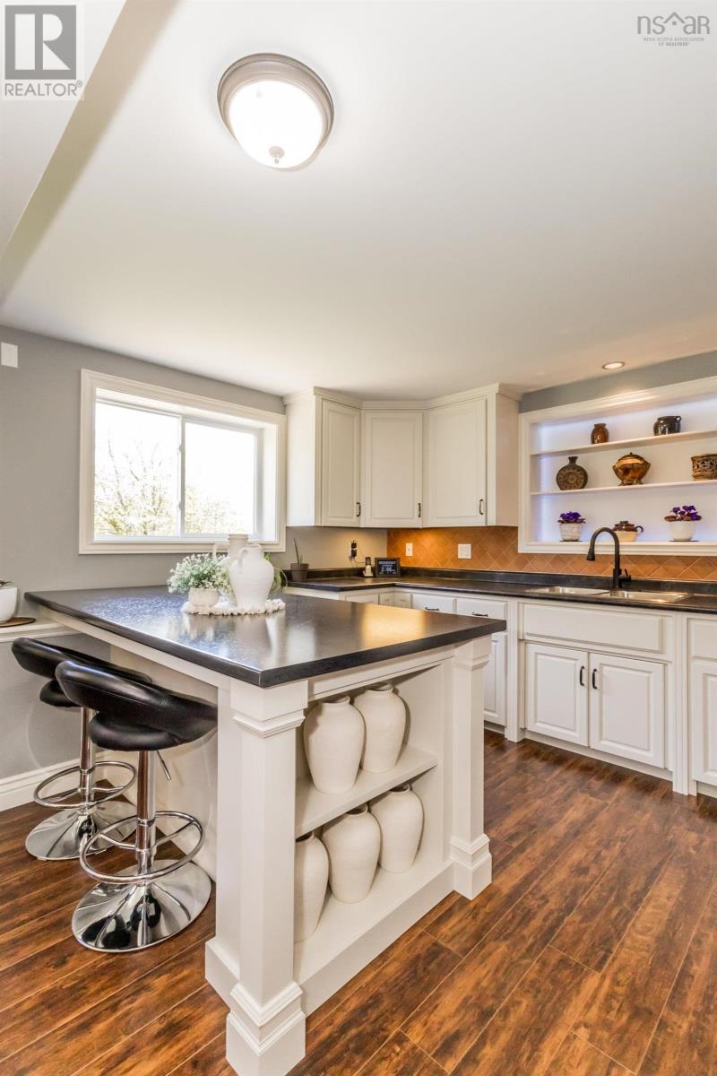 Property 17 of 49 of 29 Culloden Road