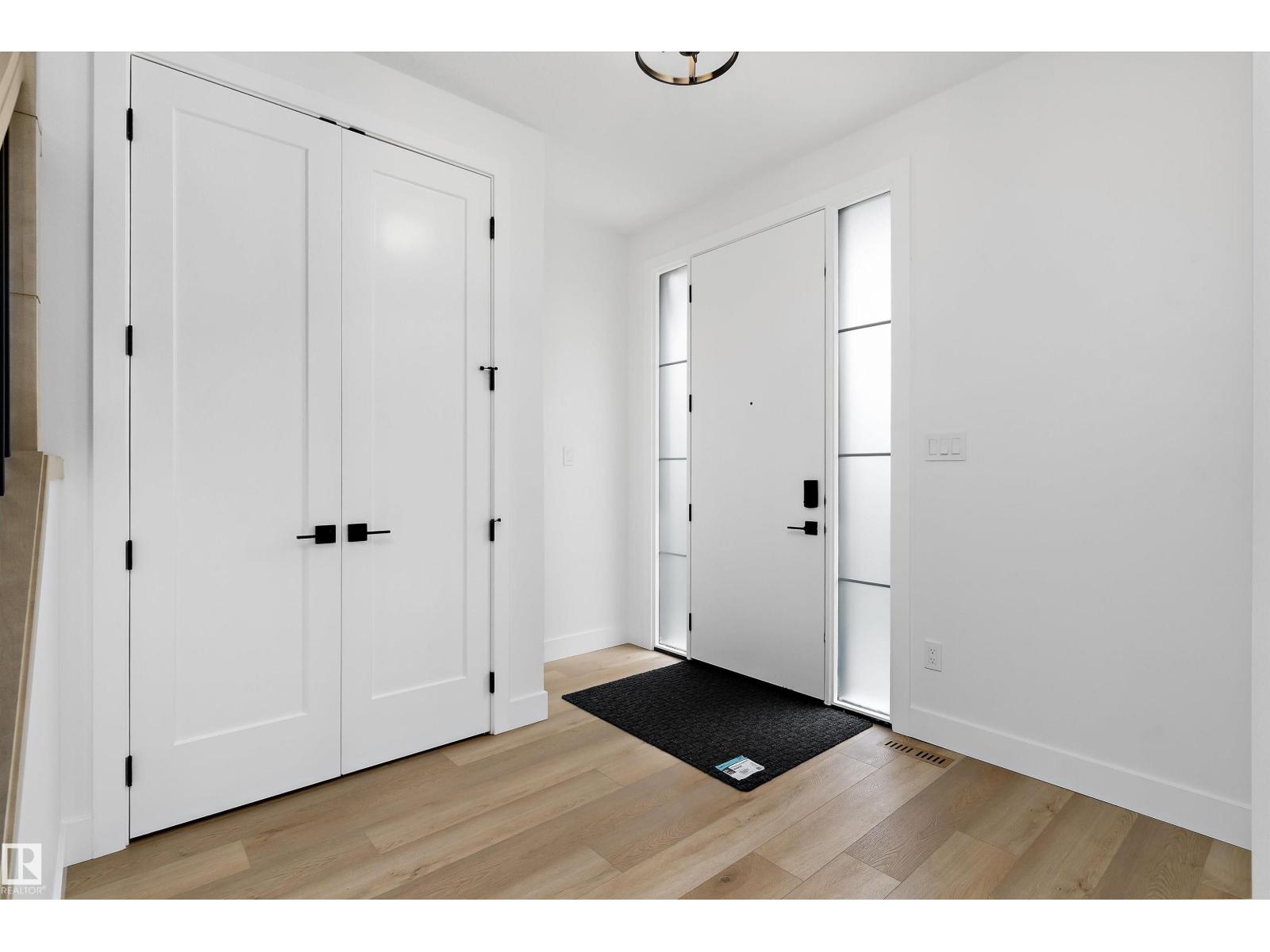 14512 86 AV NW - 3