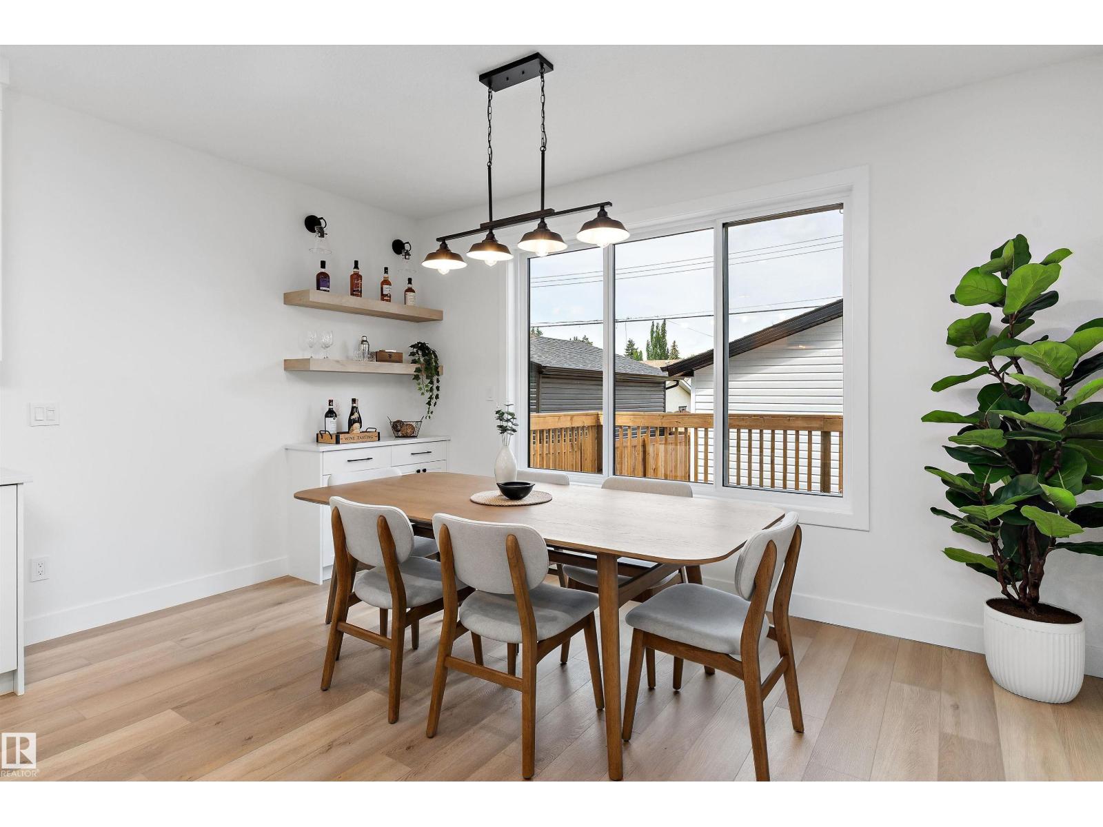 14512 86 AV NW - 15