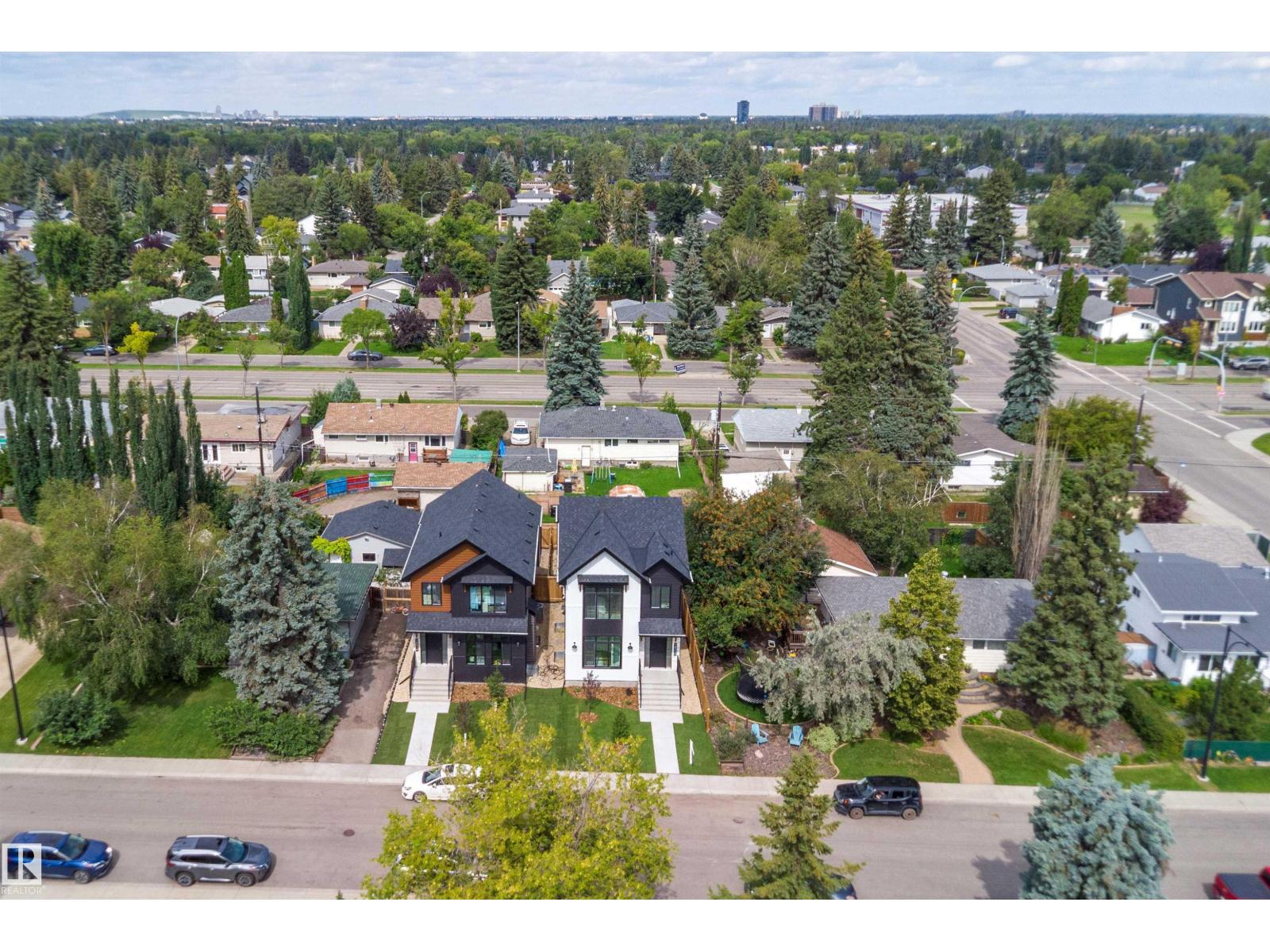 14512 86 AV NW - 47