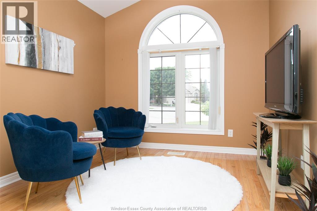 8 Sand Pebble CRESCENT - 18