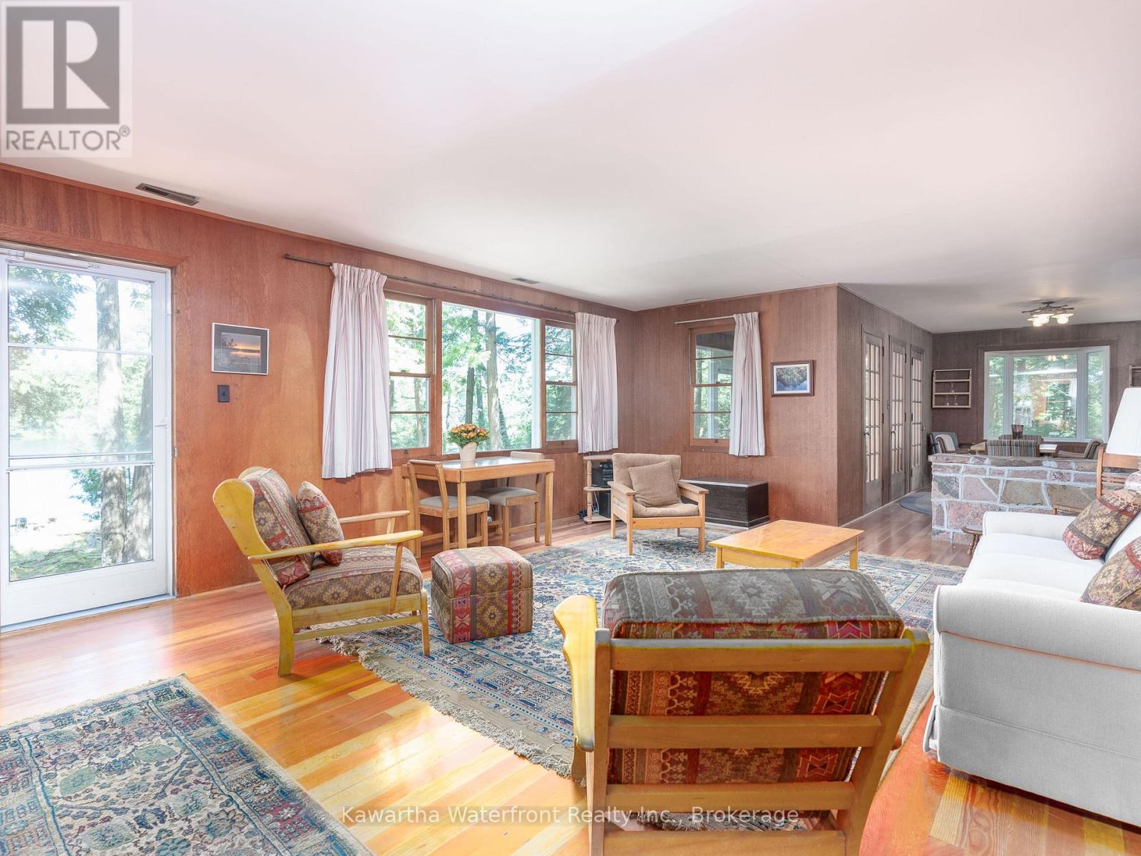 31 BUCK LANE - Image 11