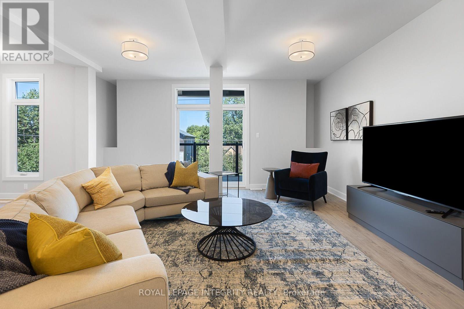 240 BLACKBURN AVENUE - Image 13