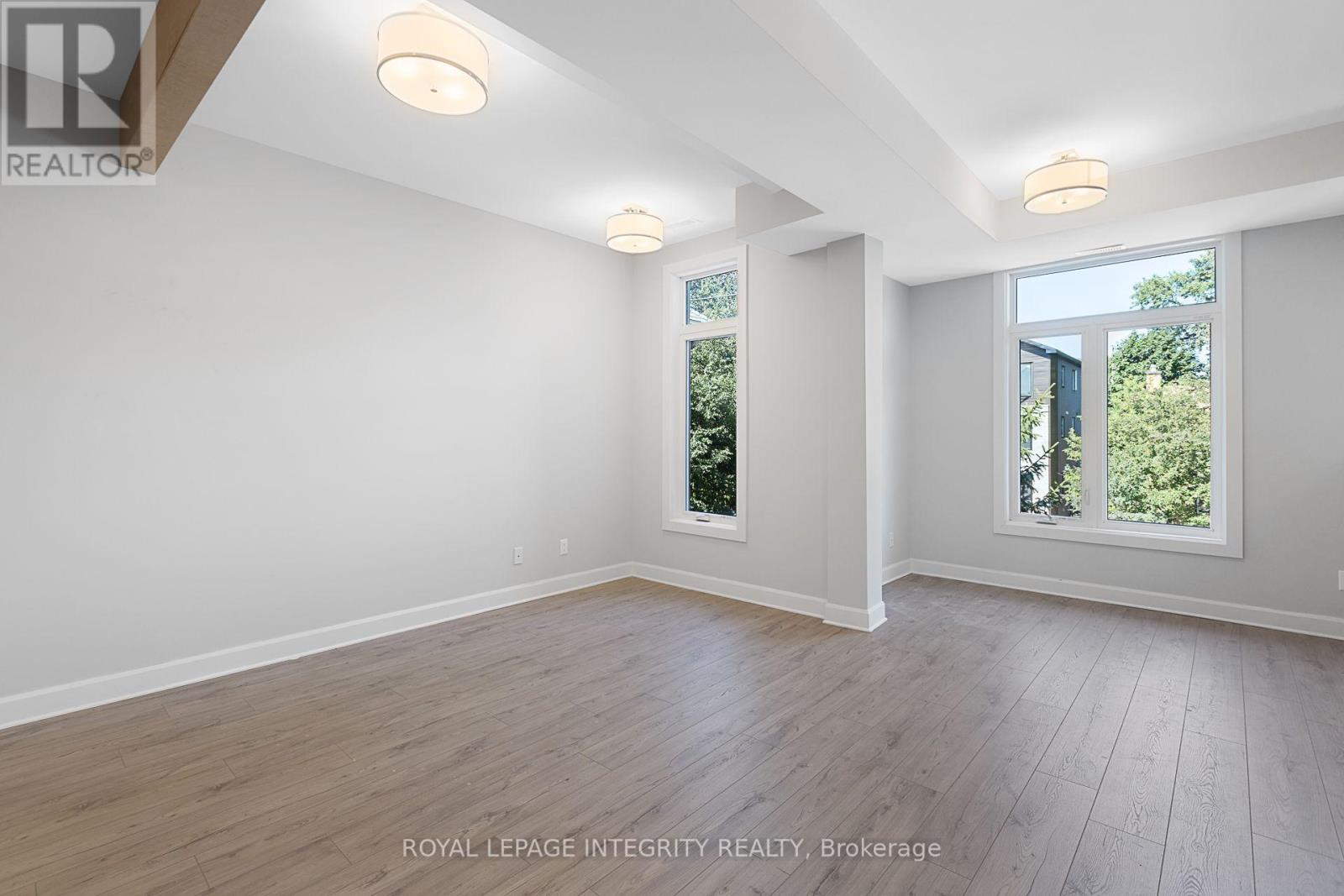 240 BLACKBURN AVENUE - Image 17