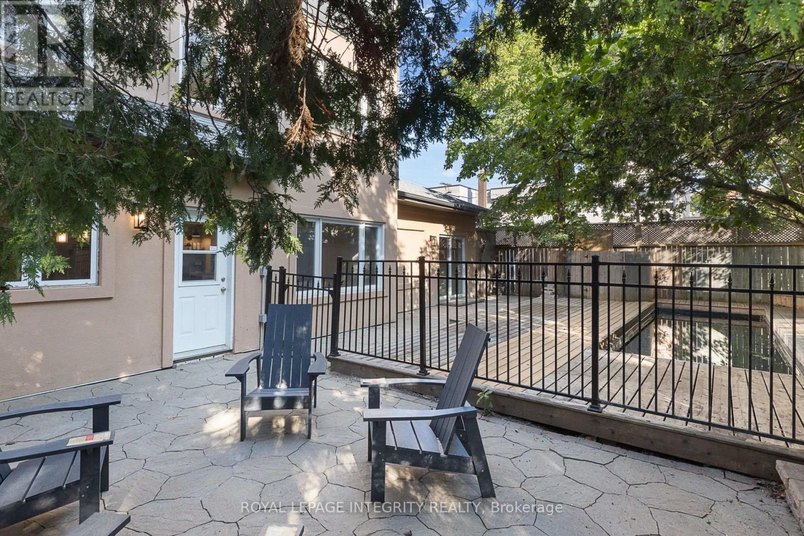 240 BLACKBURN AVENUE - Image 41