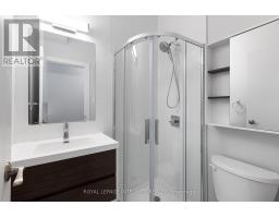 Bathroom - 240 Blackburn Avenue, Ottawa, ON K1N8A8 Photo 18