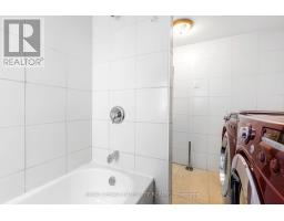 Bedroom - 240 Blackburn Avenue, Ottawa, ON K1N8A8 Photo 8