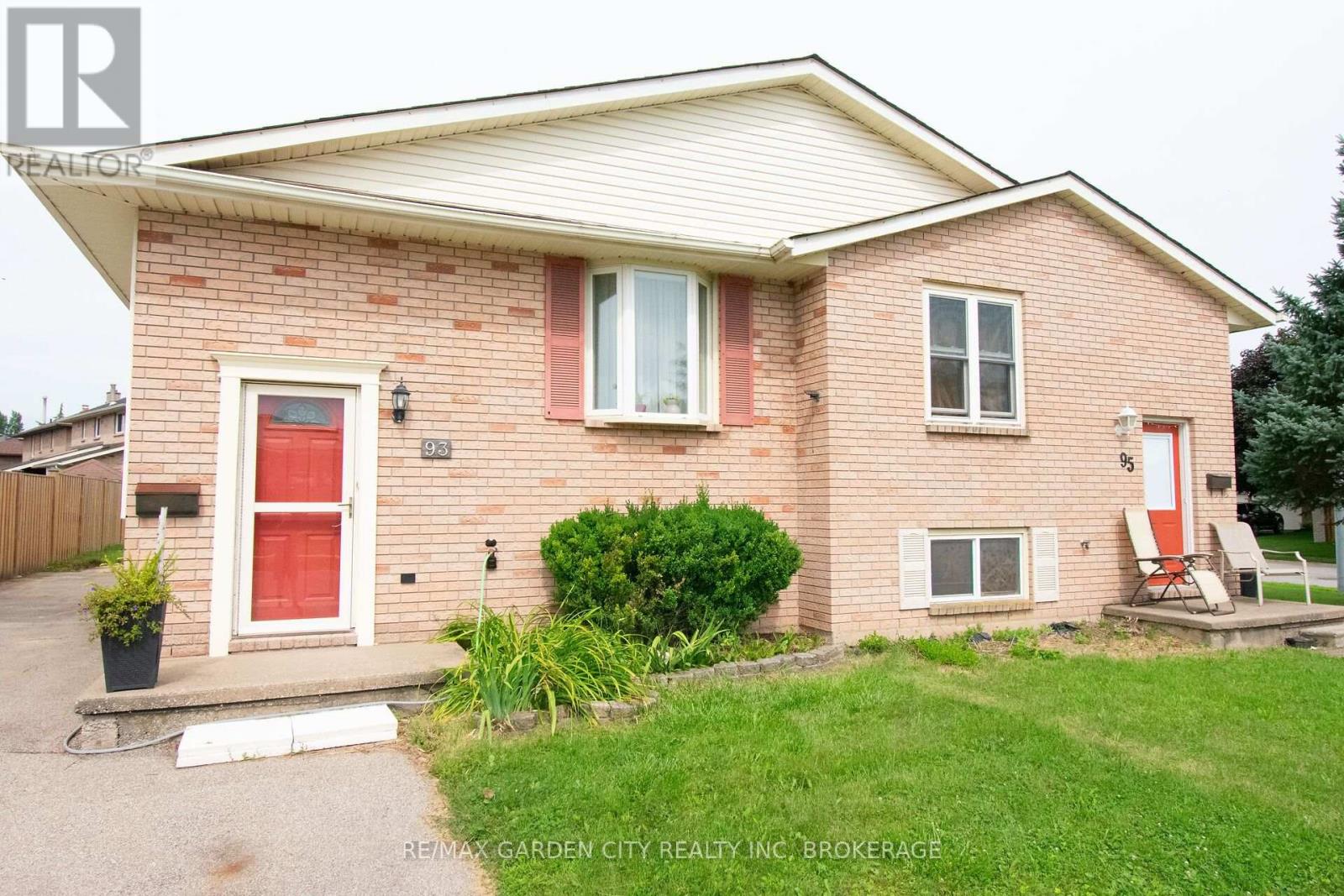 93 NORTHWOOD DRIVE - 1
