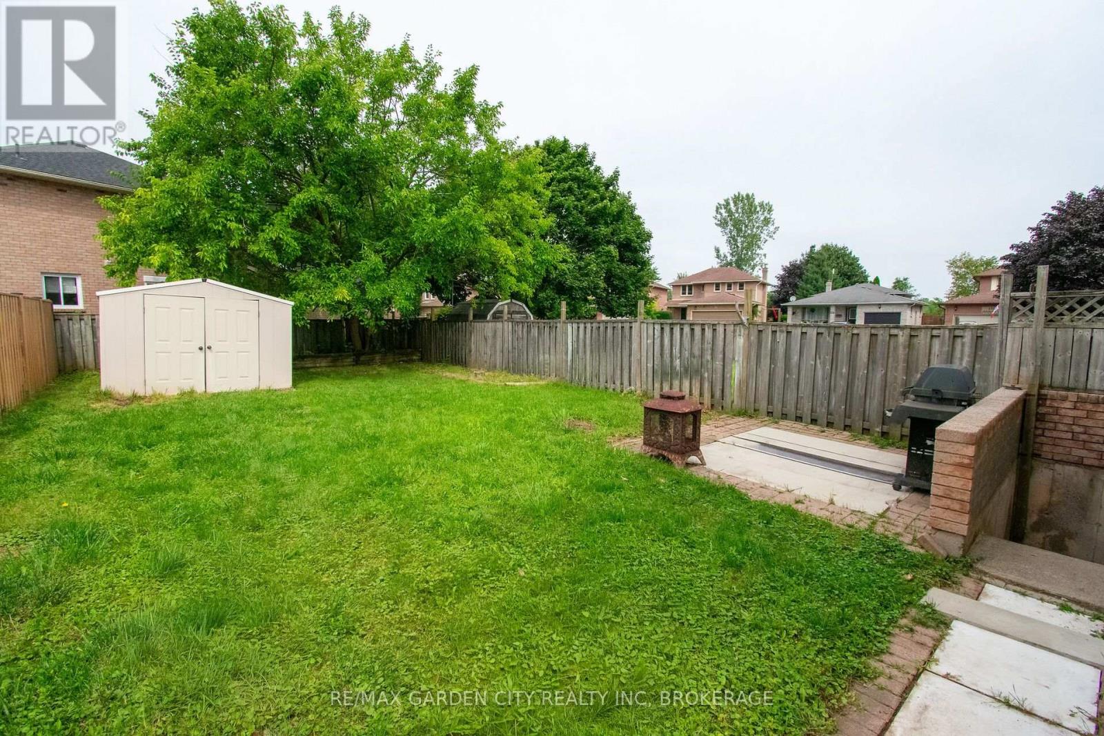 93 NORTHWOOD DRIVE - 36