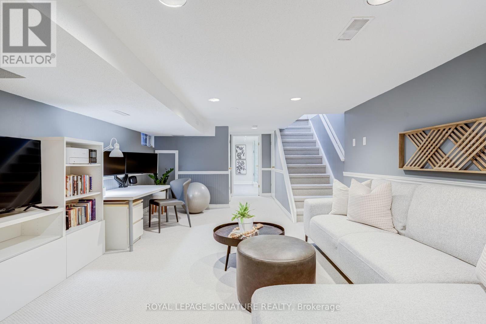 222 QUEENSDALE AVENUE - Image 34