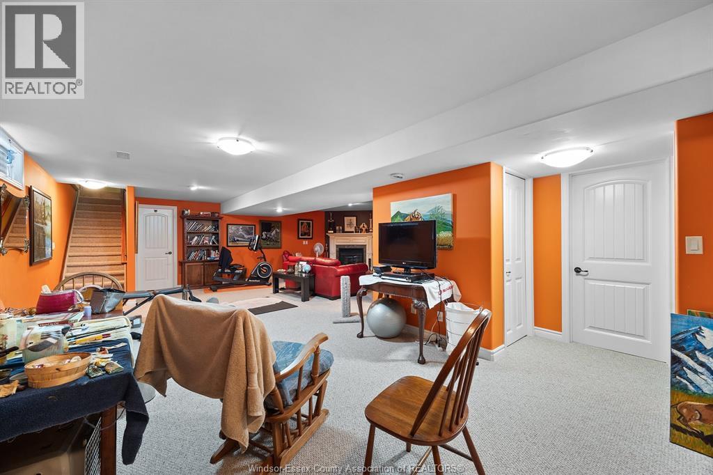 120 KIMBALL DRIVE - 18